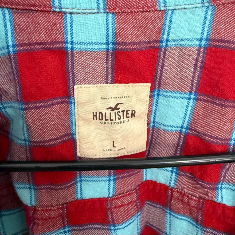 Hollister Plaid Button Down Shirt